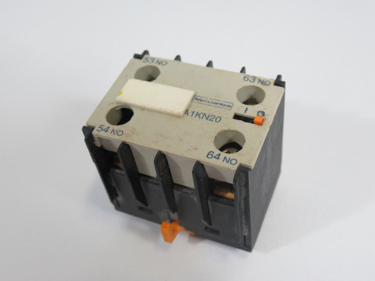 Telemecanique LA1KN20 Auxiliary Contact Block 2NO 690V 10A USED