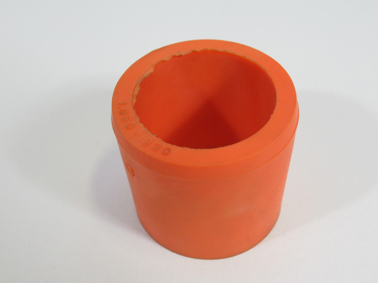 Arrow Hart 1547-76-P Orange Cable Grommet 20/30A 1.050"-.930" ! NOP !