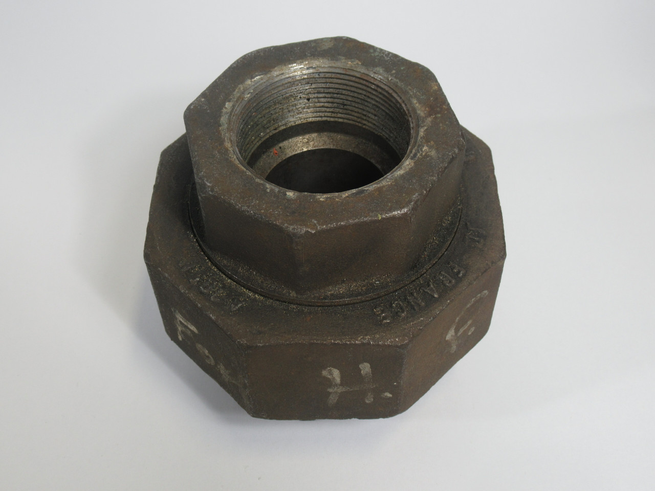 CCTF B16 2" NPT Brass Pipe Union 125 psi USED