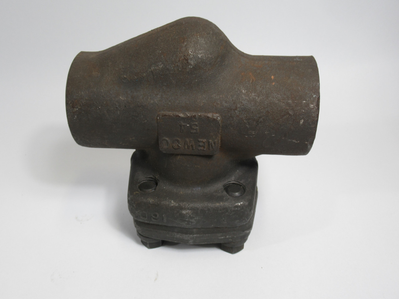 Newco 48T-FS2 1 1/4" Threaded Check Valve Pressure Class 800 USED