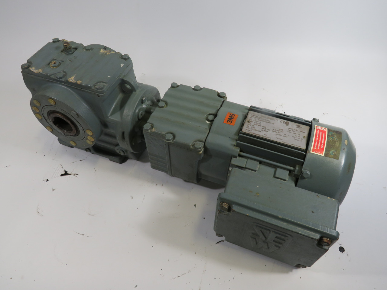 Sew-Eurodrive 0.37kW 1700/7.4RPM 220/440V C/W Gear Reducer 229:1 Ratio USED