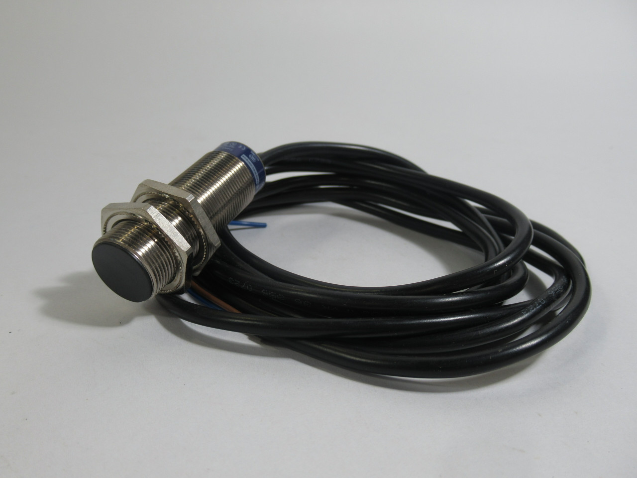 Telemecanique XS518B1DAL2 Proximity Sensor 12-48V 100mA 5mm 2m Cable USED