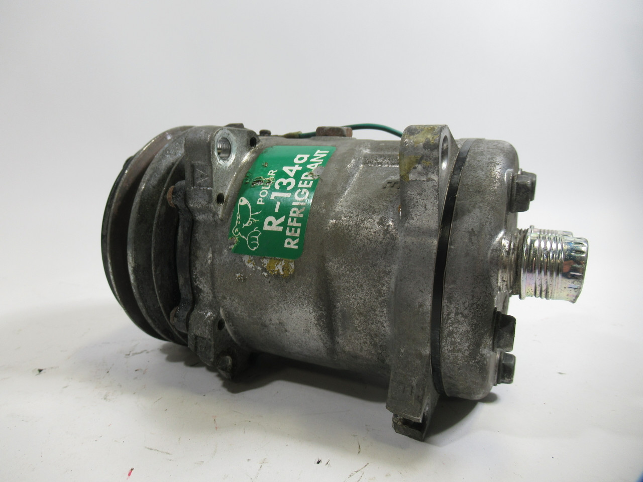 Sanden C508-PF3 A/C Compressor *BROKEN MOUNTING* USED