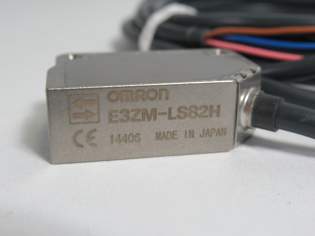 Omron E3ZM-LS82H Photoelectric Sensor 10-30VDC 25mA 10-150mm USED