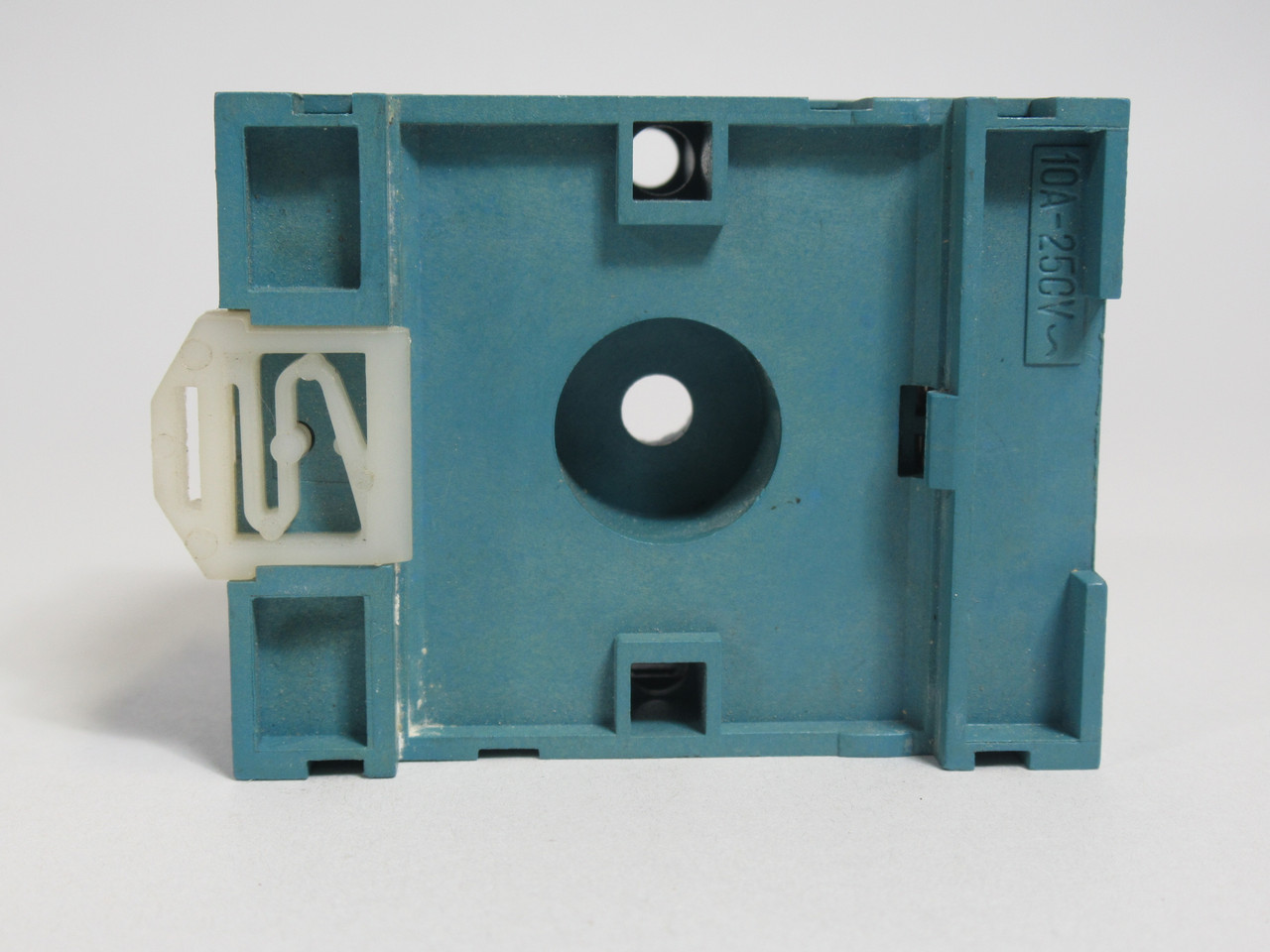 Finder 90.27 Relay Socket 300V 10A 11-Pin USED