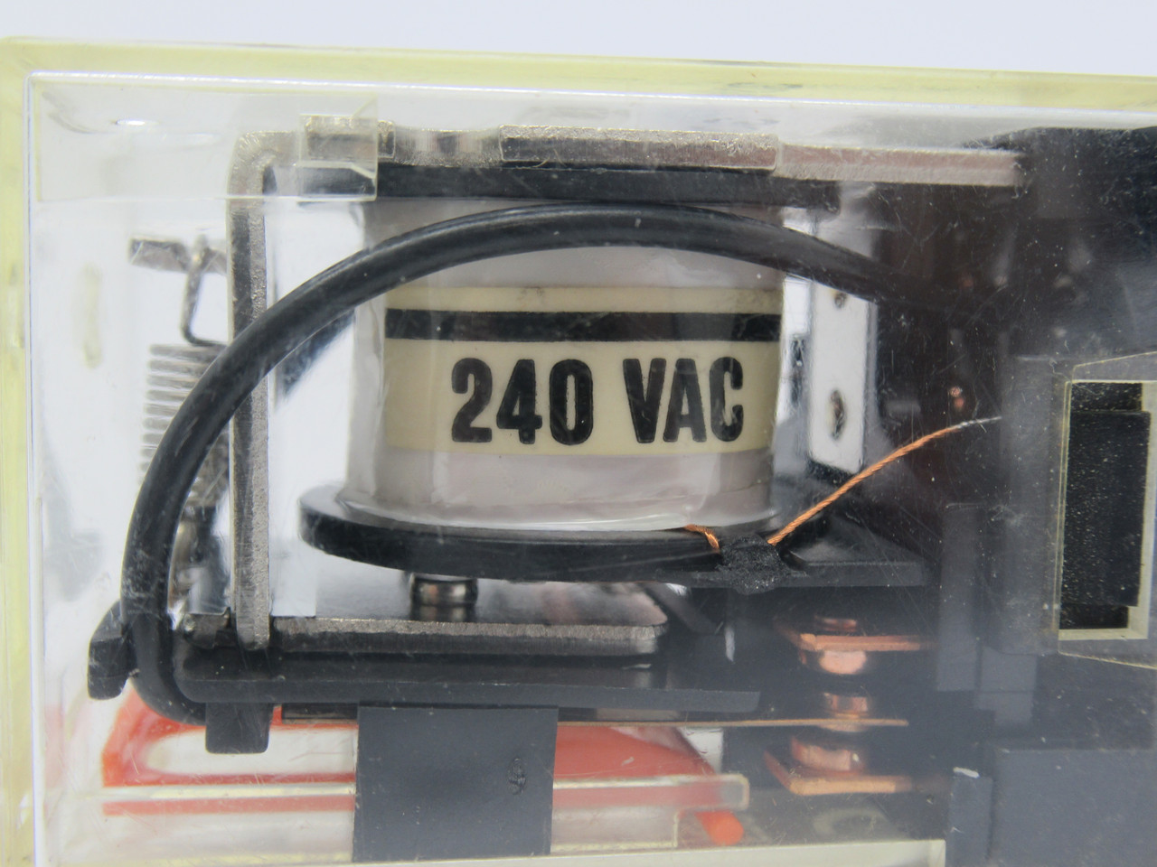 Omron MK2P-S-AC240 Plug-In Relay 240V 10A 8-Pin USED