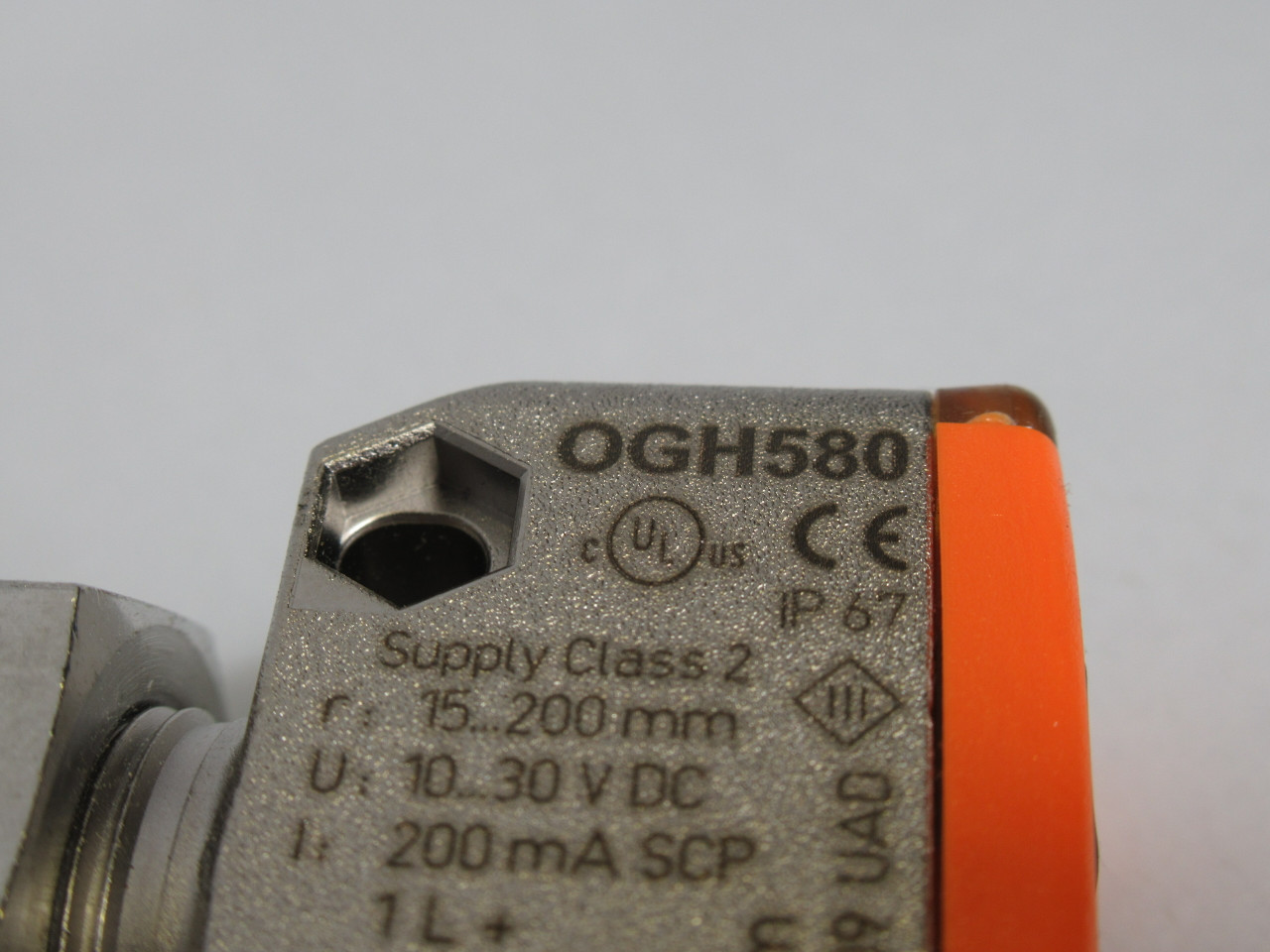 IFM OGH580 Photoelectric Sensor 10-30VDC 200mA 15-200mm ! NEW !