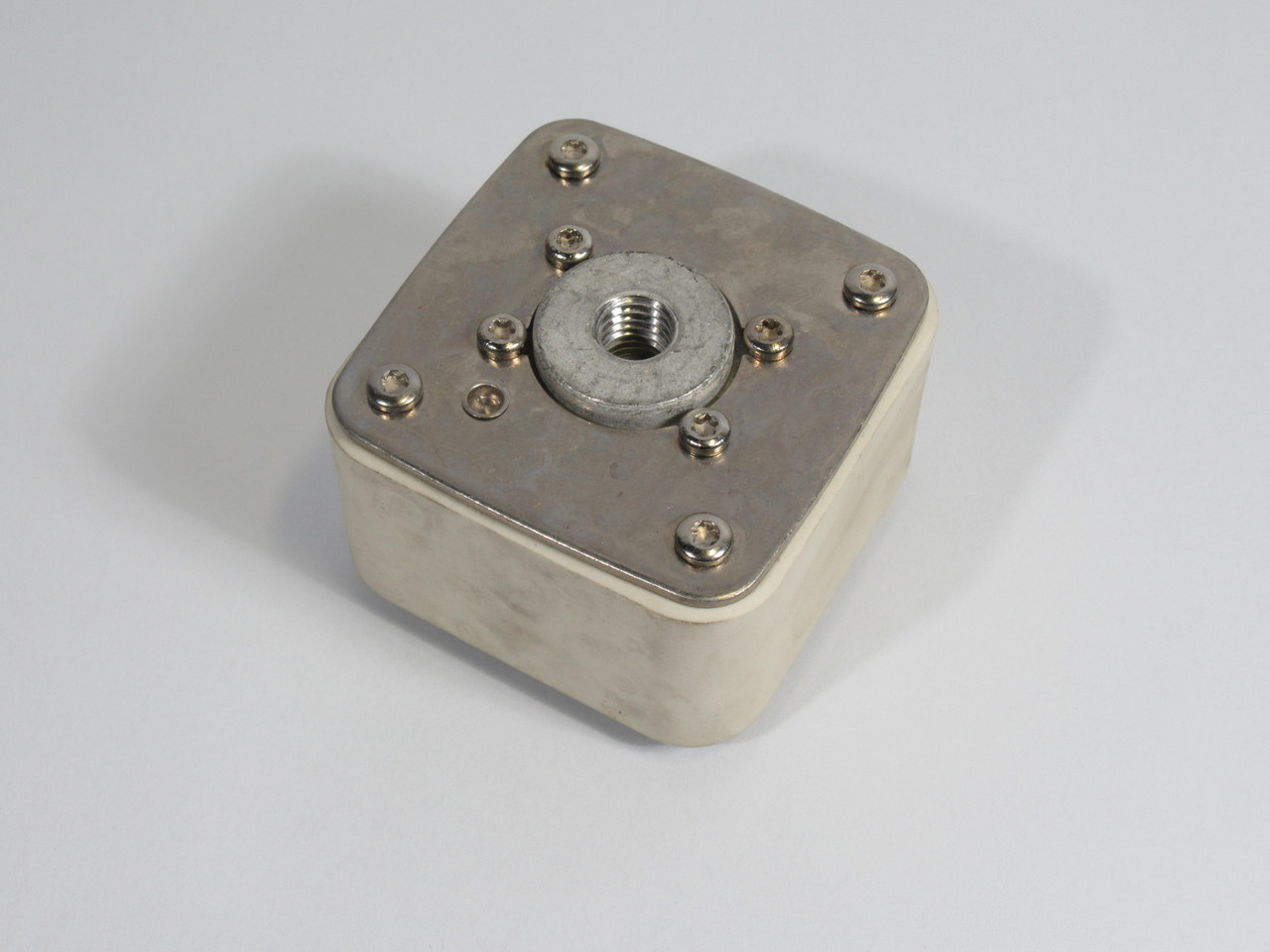 Bussmann SPP-7K1250 Fuse 1250A 700V 3GU/50 AR USED