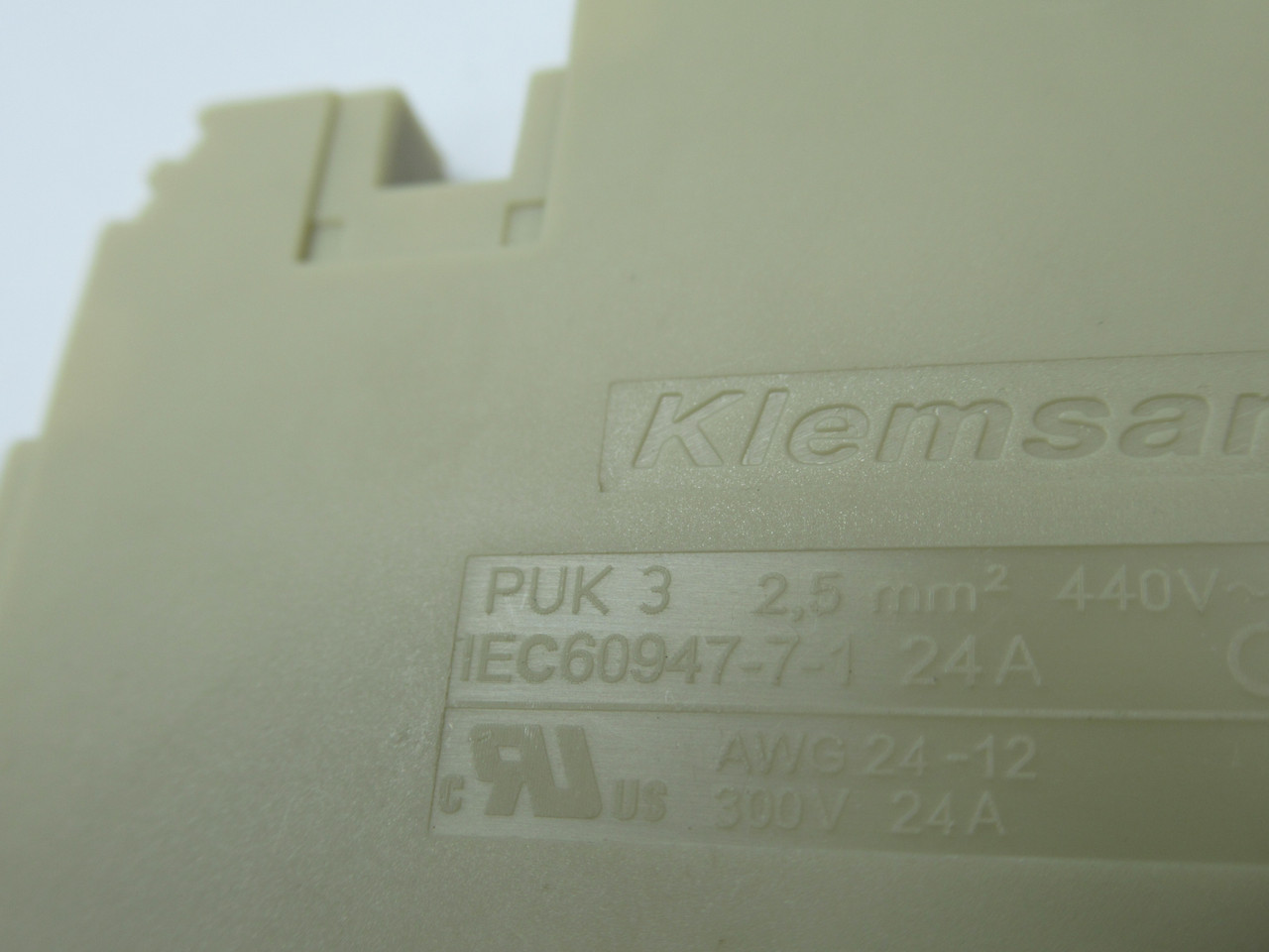 Klemsan PUK-3/NM Terminal Block 2.5mm 440V BEIGE Lot of 20 USED