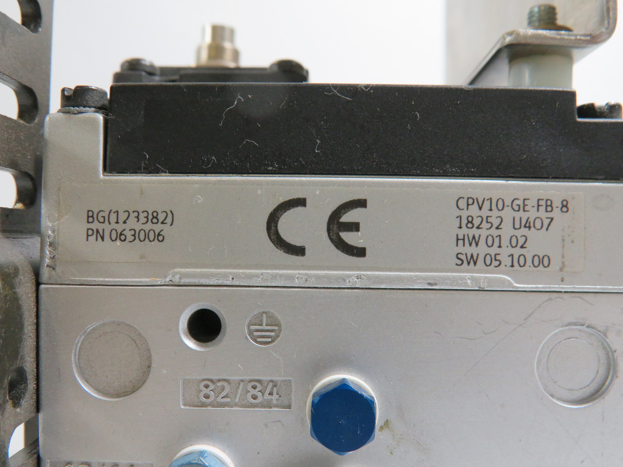 Festo CPV10-GE-FB-8 6-Port Valve Manifold Assembly W/ (161415) Valves USED