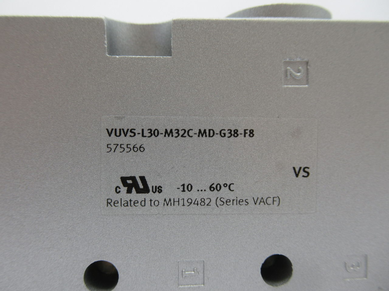 Festo VUVS-L30-M32C-MD-G38-F8-1C1 Solenoid Valve VACF-B-C1-1 24VDC Coil NEW
