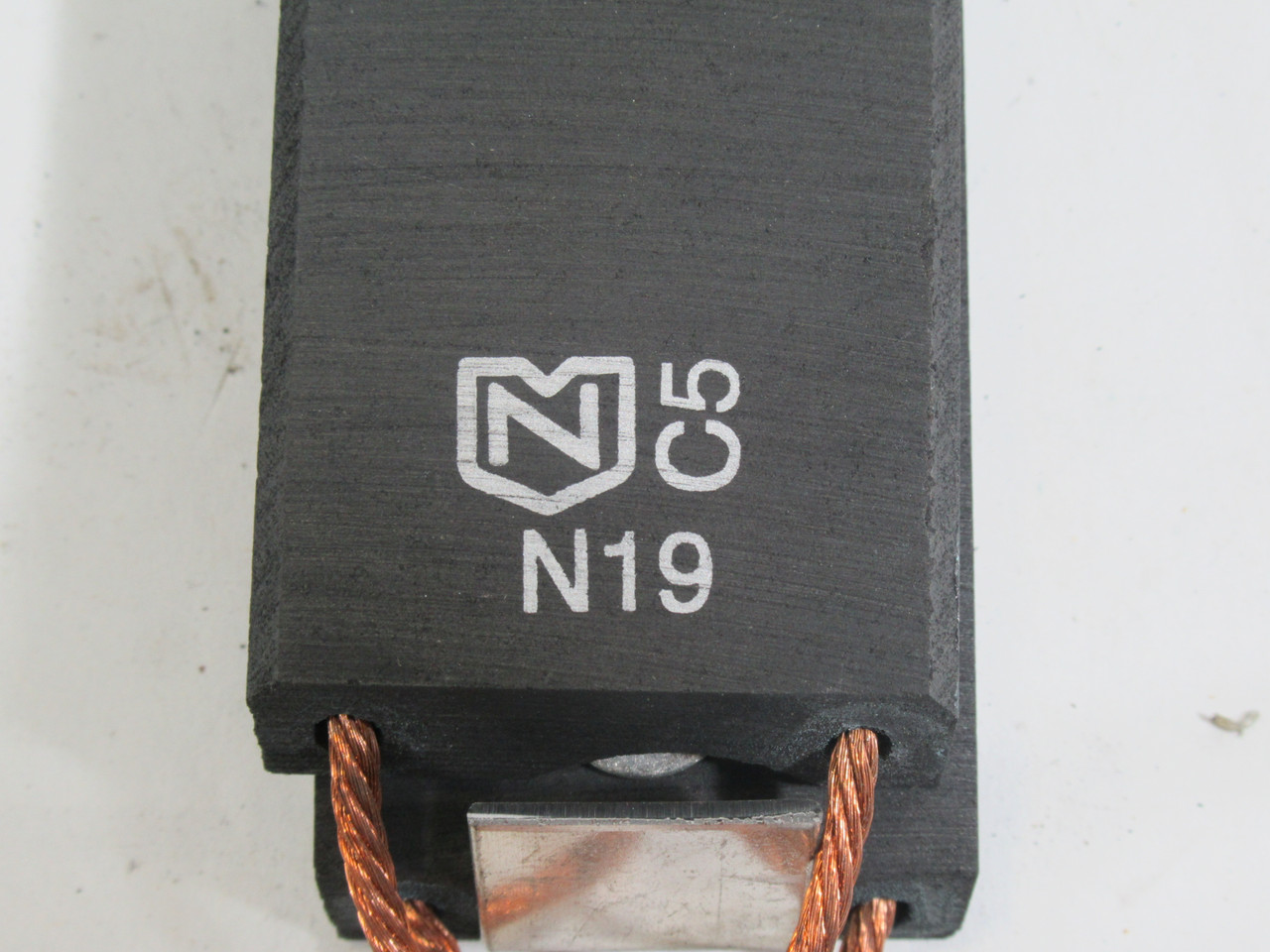 National N19-C5 Carbon Motor Brush 71mm L x 38mm W x 20mm T 8-Pack ! NOP !