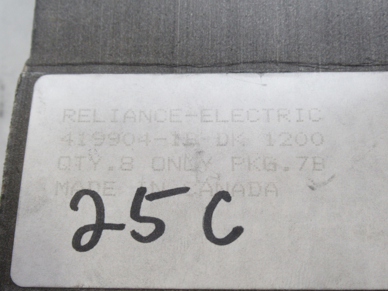 Reliance Electric 419904-1B-DK Carbon Motor Brush 8-Pack NEW