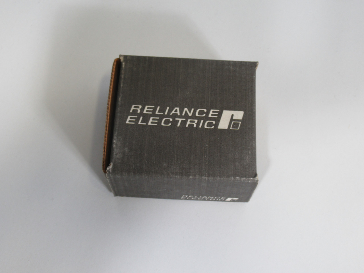 Reliance Electric 419904-1B-KL Carbon Motor Brush 8-Pack NEW