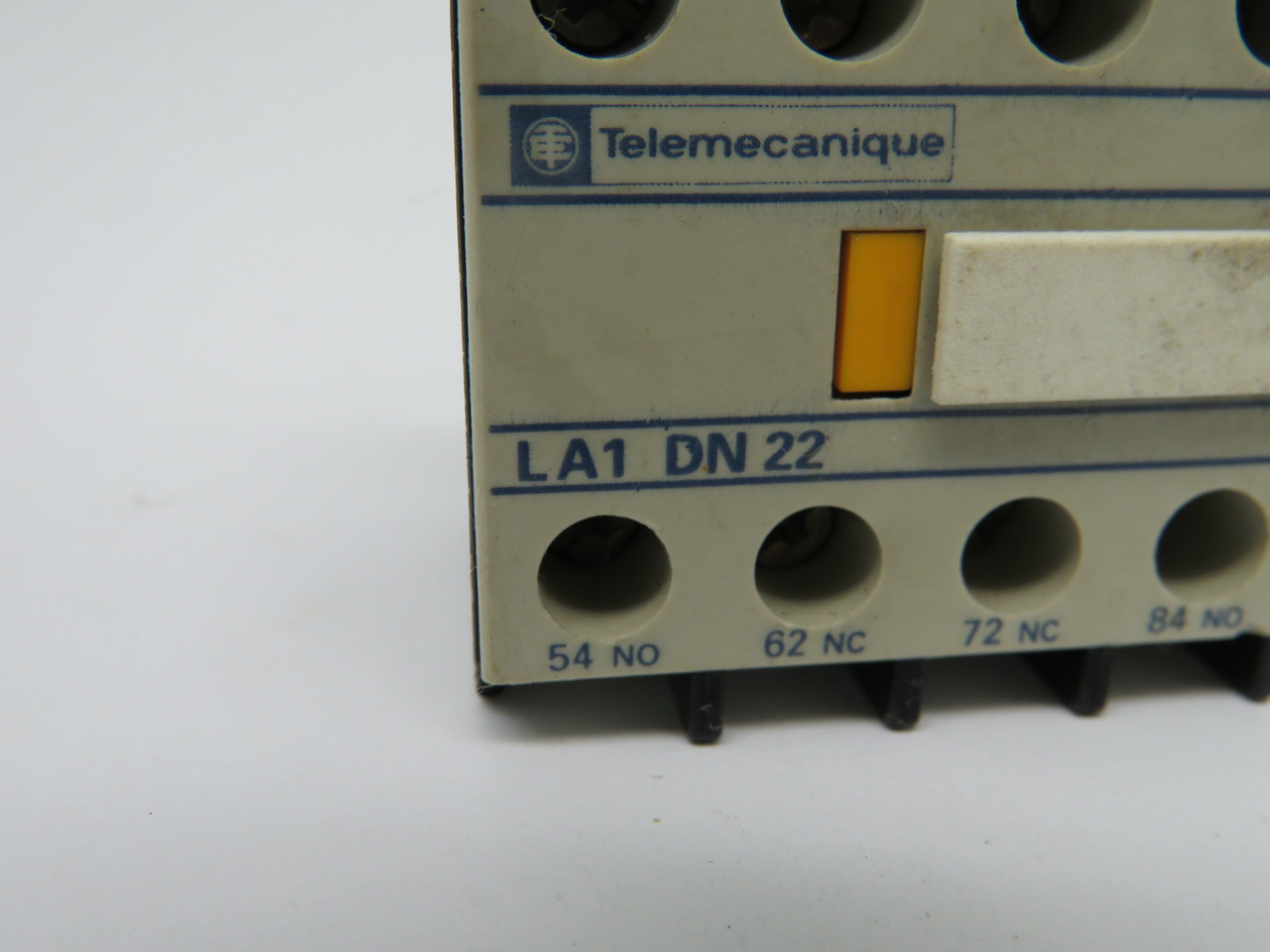 Telemecanique LA1-DN22 Auxiliary Contact Block 2NO 2NC 690V USED