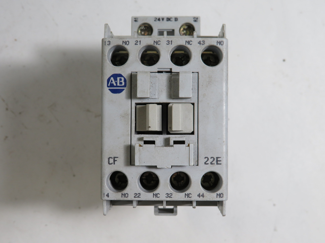 Allen-Bradley 700-CF220DEJ Control Relay Series A 4-Pole 25A 24VDC USED