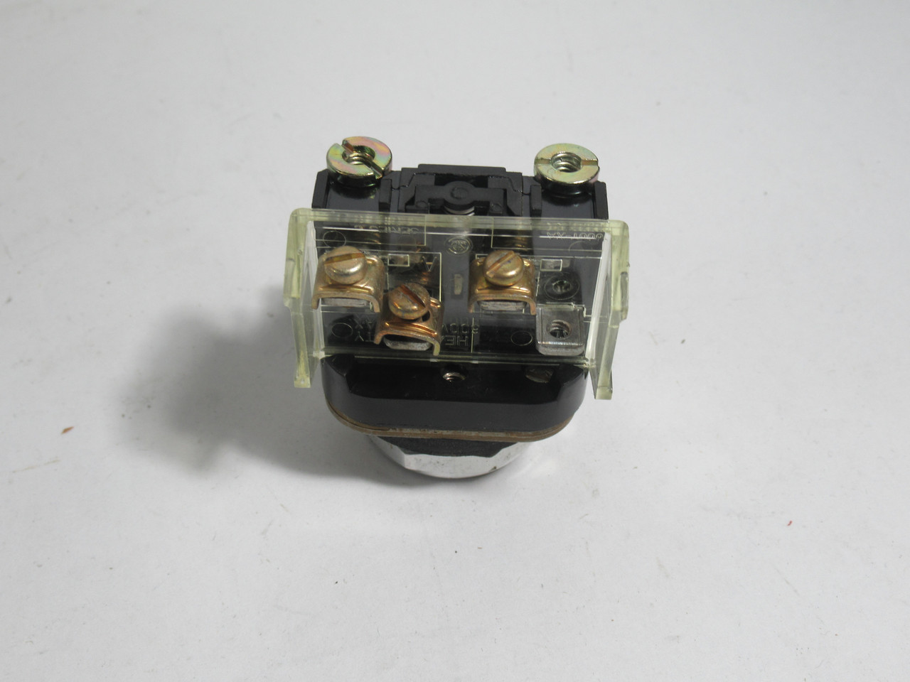 Allen-Bradley 800T-A6A Momentary Contact Push Button Ser. N 1NO/NC USED