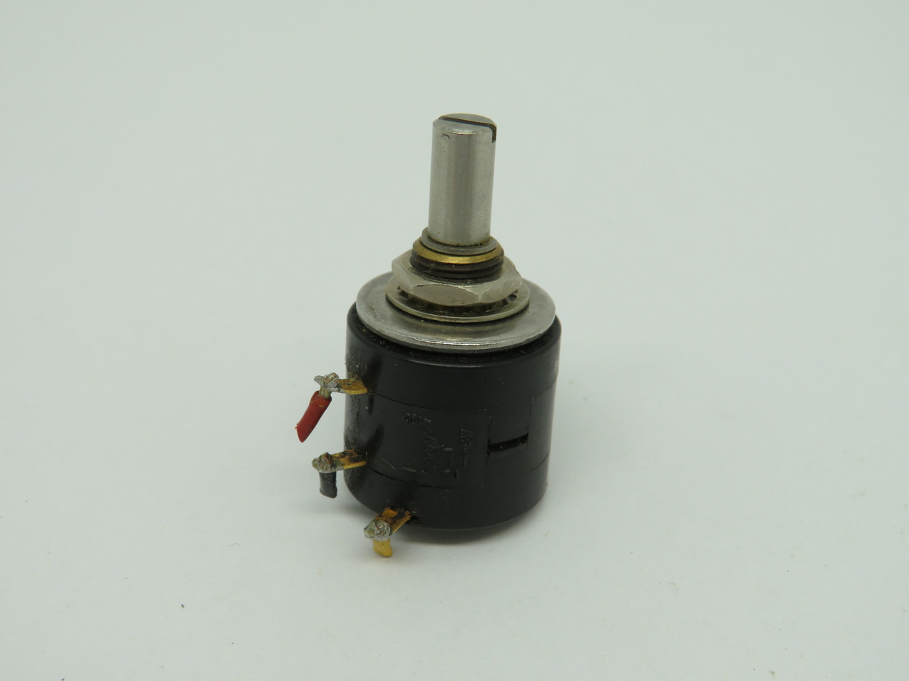 ETI MW22B-10-5K Potentiometer 5k Ohms USED