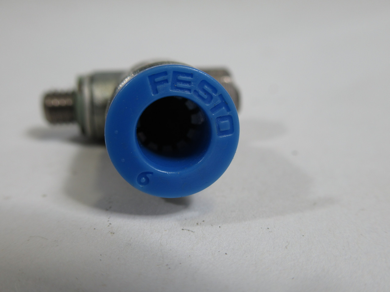 Festo GRLA-M5-QS-6-D Standard One-Way Flow Control Valve USED