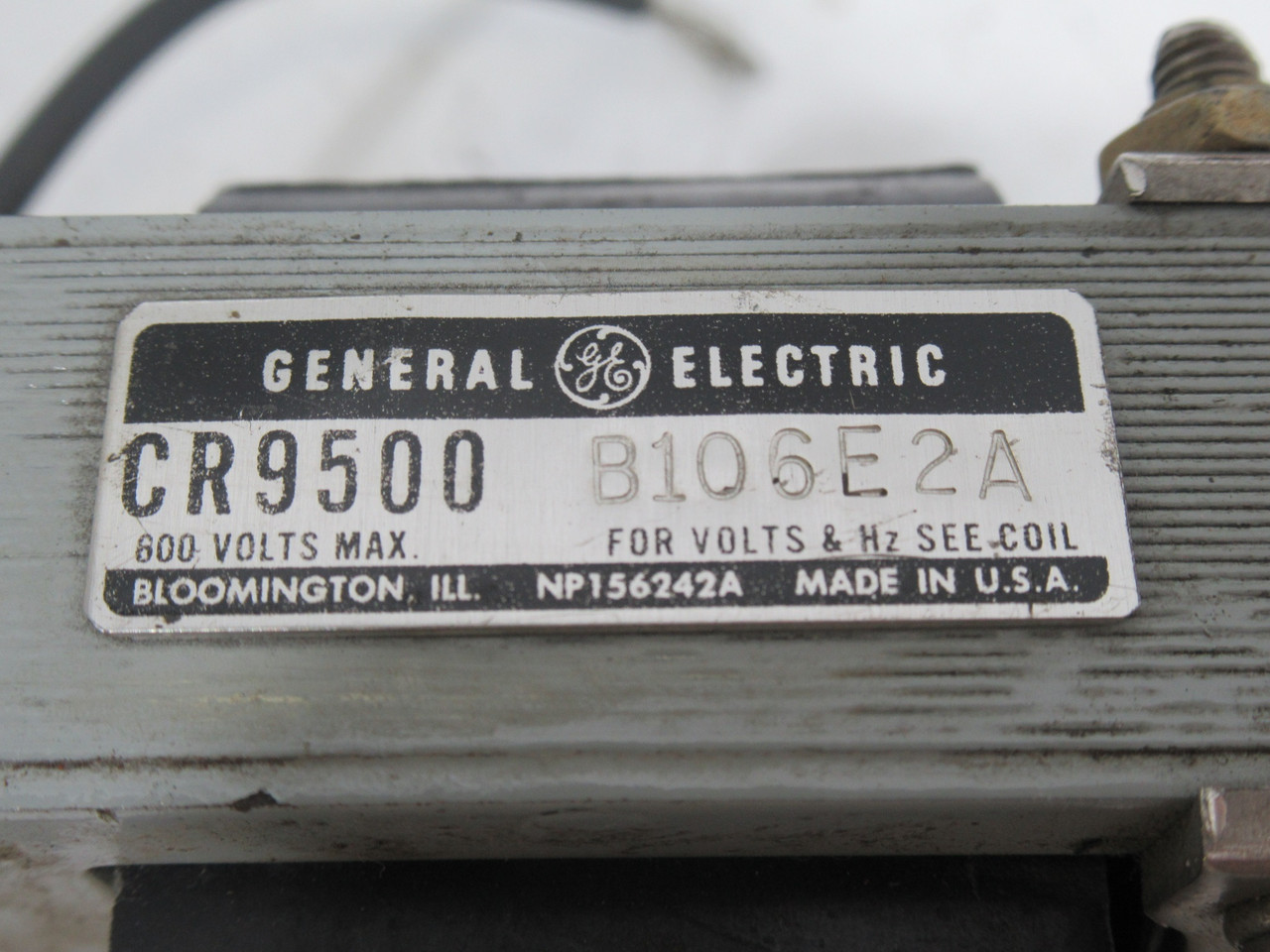 General Electric CR9500B106E2A Old Style Solenoid Coil 1"Stroke 115V60Hz USED