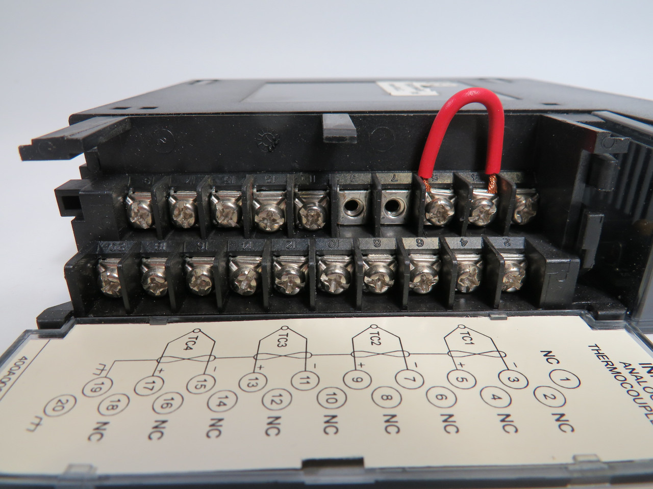 Horner HE693THM449C Thermocouple Input Module Missing Contact Screws USED