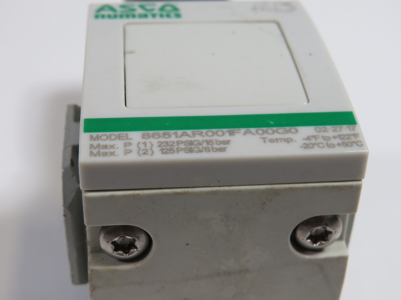 ASCO Numatics 8651AR001FA00G0 Regulator 1/8" NPT Broken Gauge/SHELF WEAR USED