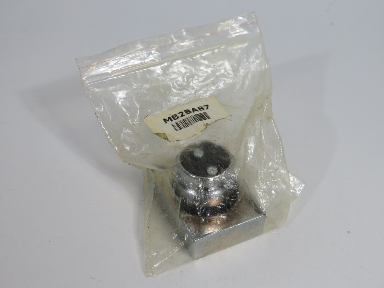 MCG MB2BA87 Non-Illuminated 22.5mm Push Button Head Green/Red ! NWB !