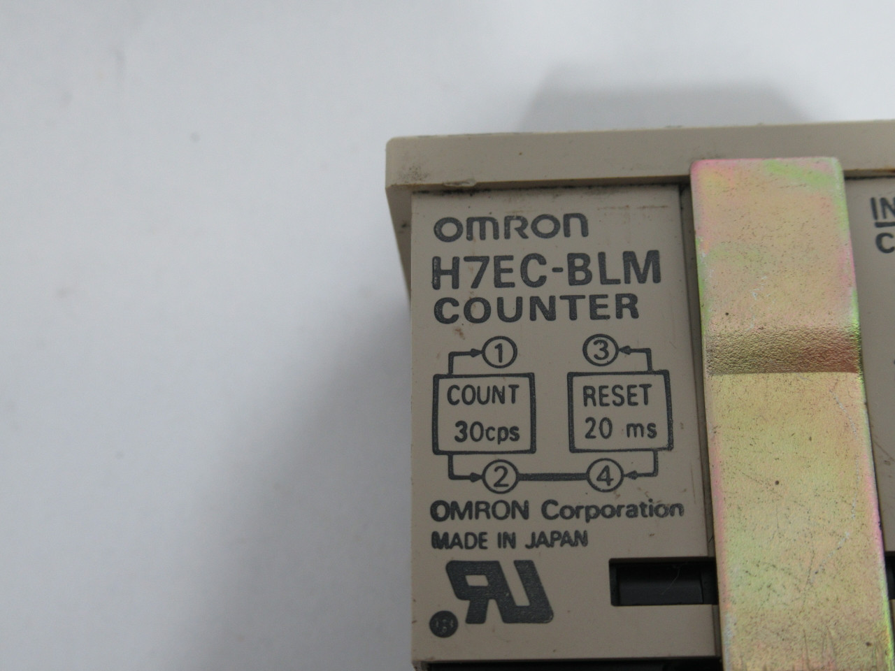 Omron H7EC-BLM Counter w/Bracket 30cps 20ms USED