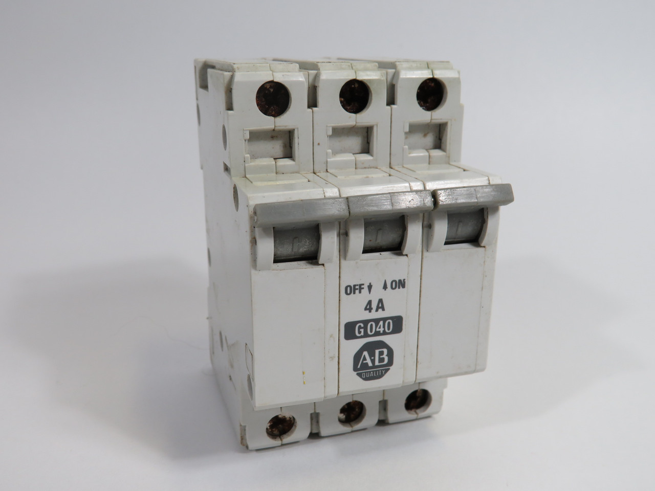 Allen-Bradley 1492-CB3-G040 Series B Circuit Breaker 4A 3P *Rust* USED
