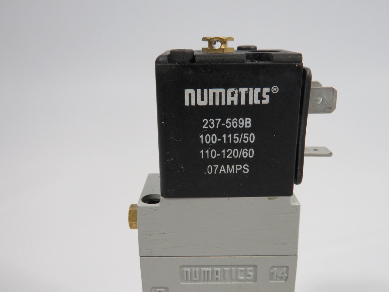 Numatics L11BA452O000030 Solenoid Valve 100-115/110-120V 1/8" NPT USED
