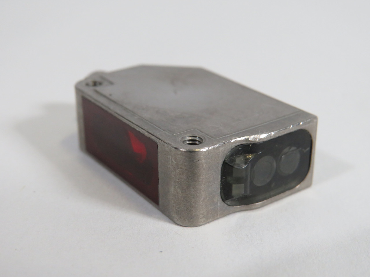 Omron E3ZM-T66-L Photoelectric Sensor 10-30VDC 20mA 15m *Dented* USED