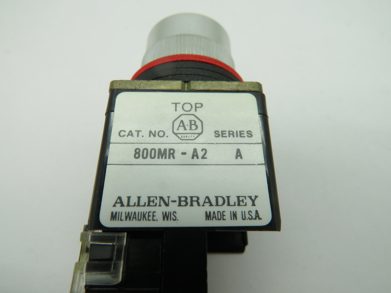 Allen-Bradley 800MR-A2AK Push Button Ser C 300VAC 1NO 1NC ! NEW !