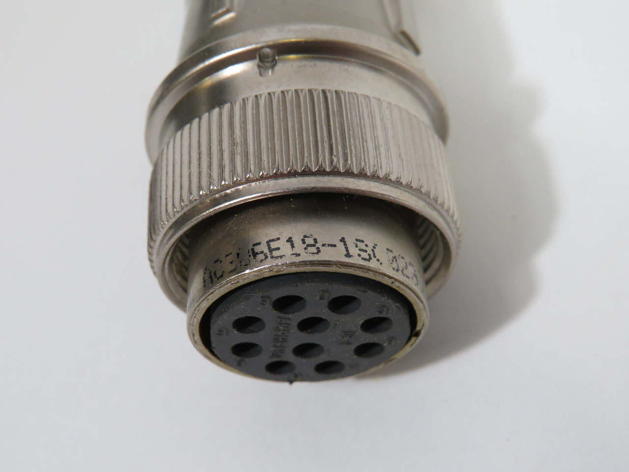 Amphenol ACS06E18-1S(023) 10-Position Circular Connector USED