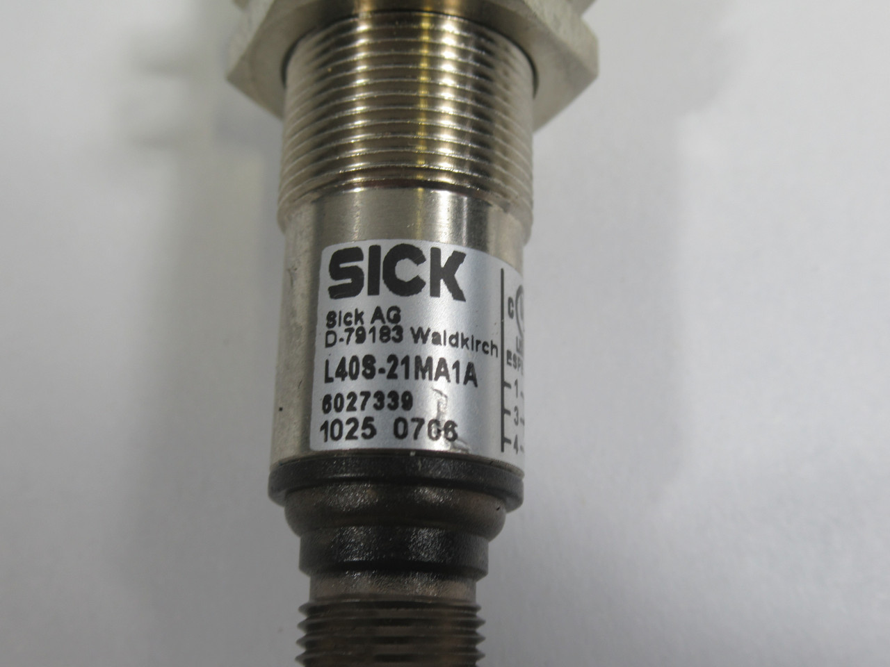 Sick L40S-21MA1A Photoelectric Safety Switch 0-10mm Range 24VDC ! NOP !
