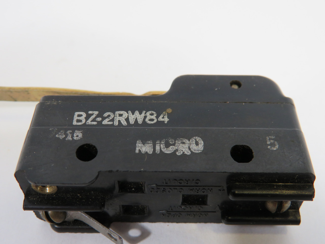 Micro Switch BZ-2RW84 Snap Action Switch 125/250/480VAC 15A USED