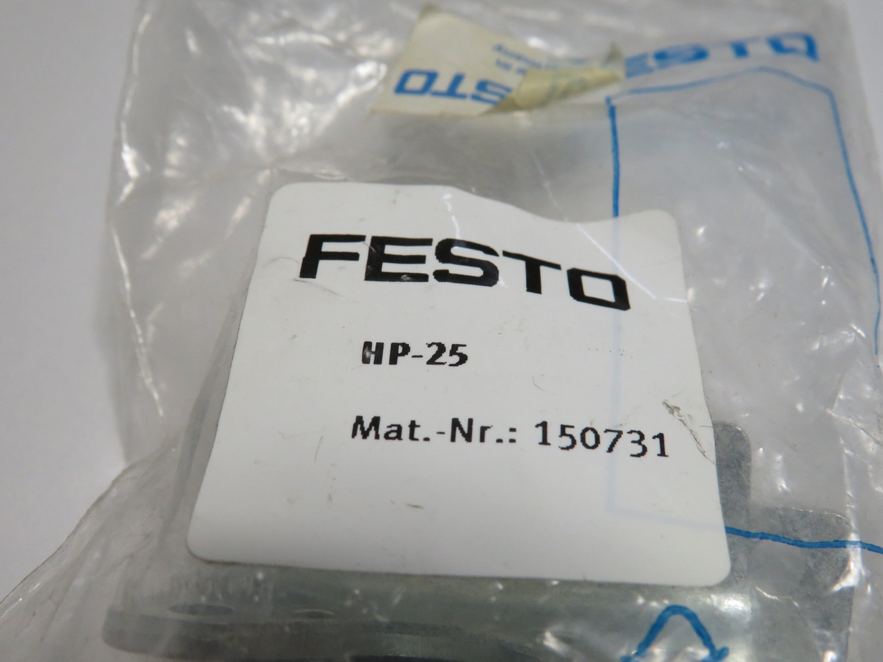Festo 150731 HP-25 Foot Mounting for Pneumatic Cylinder ! NWB !