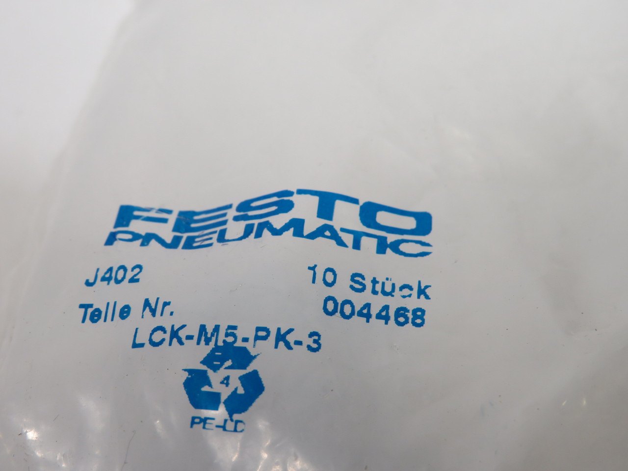 Festo 4468 LCK-M5-PK-3 Elbow Quick Connector M5 Thread 3mm 10-Pack ! NWB !