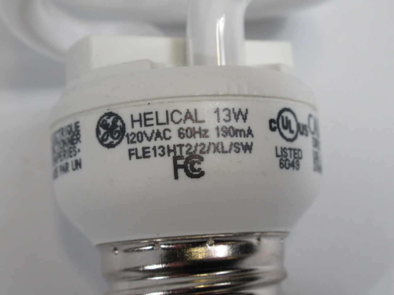 General Electric FLE13HT2/2/XL/SW Compact Fluorescent Bulb 13W 120V@60Hz ! NEW !