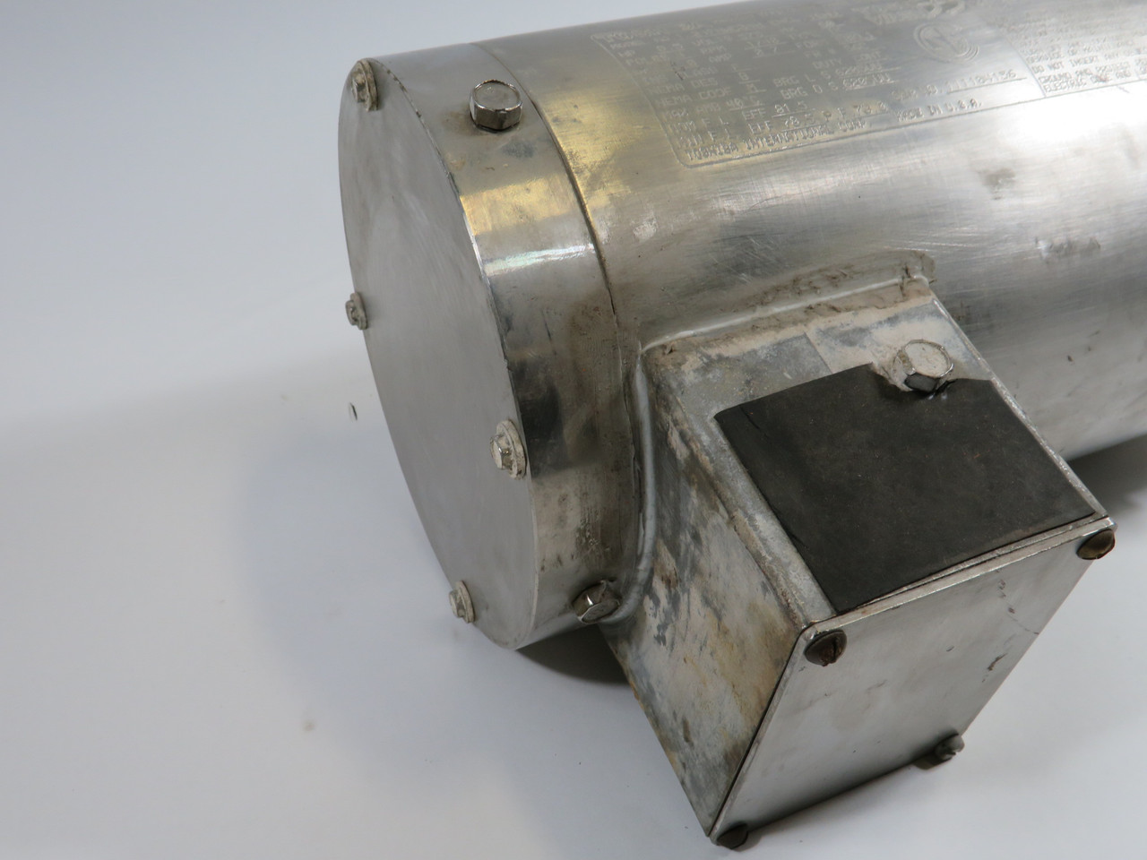 Toshiba 1/24FNWC34H 0.5Hp 1740RPM 575V 56C TENV 0.7A 60Hz USED