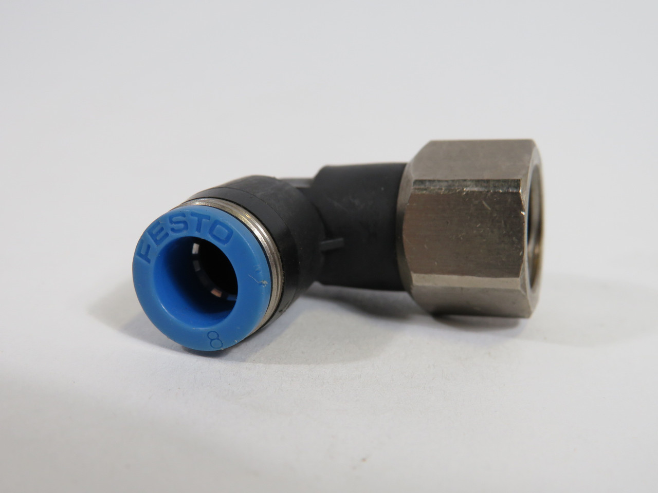 Festo 153278 QSLF-3/8-8-B Push-In L-Fitting G3/8" Thread 8mm Tube 10-Pk ! NOP !