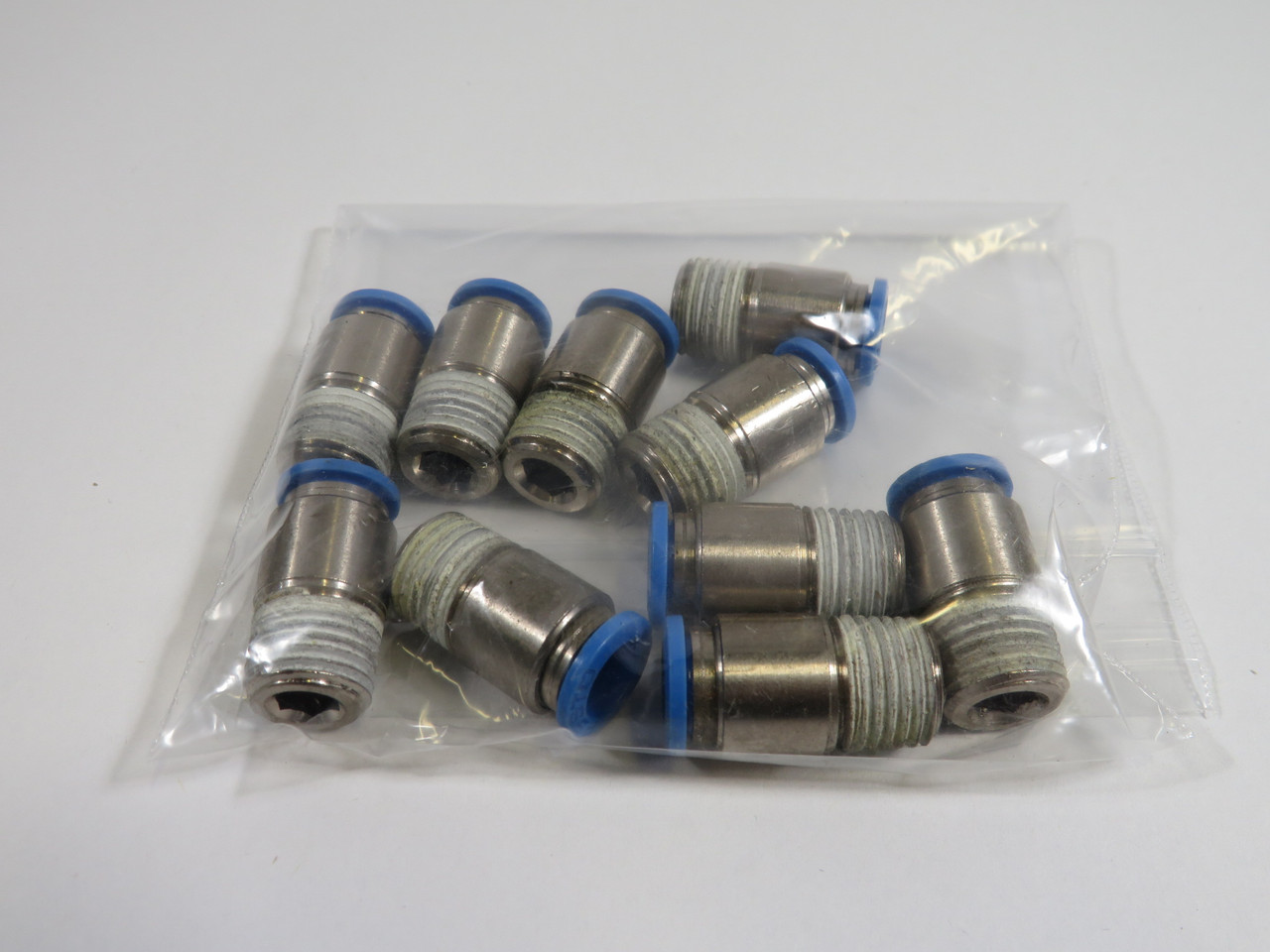 Festo 153016 QS-1/4-8-I Push-In Fitting R1/4" Thread 8mm Tube OD 10-Pack USED