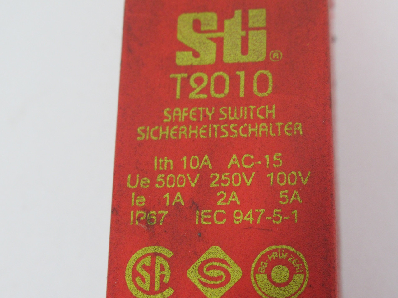 Sti 44513-0050 Safety Interlock Switch 1-10A 100-500V 1NC 1NO *No Key* USED