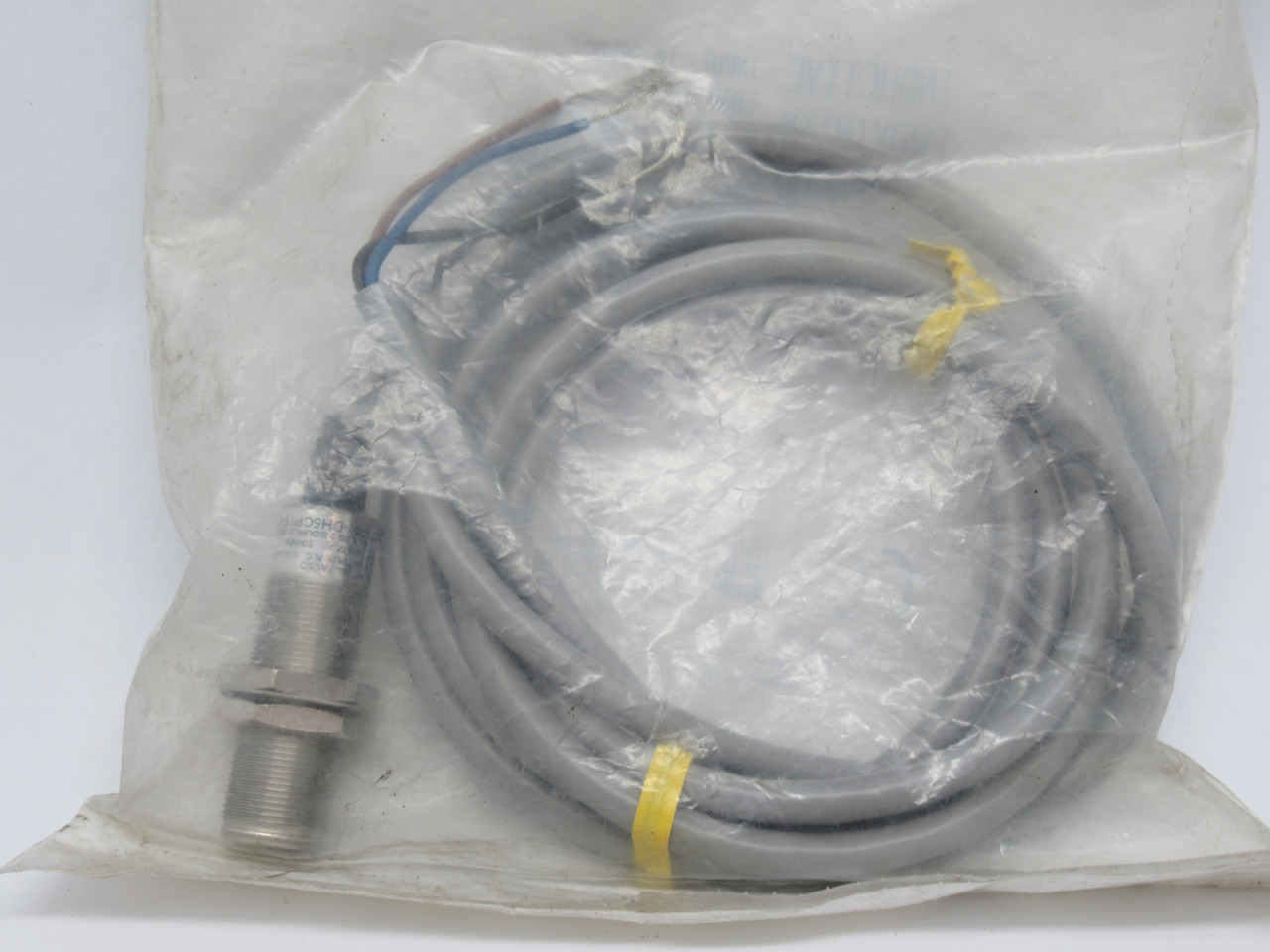 Allen-Bradley 871TM-DH5CP18-A2 Proximity Switch 10-30VDC 200mA 5mm Cable 2m NWB