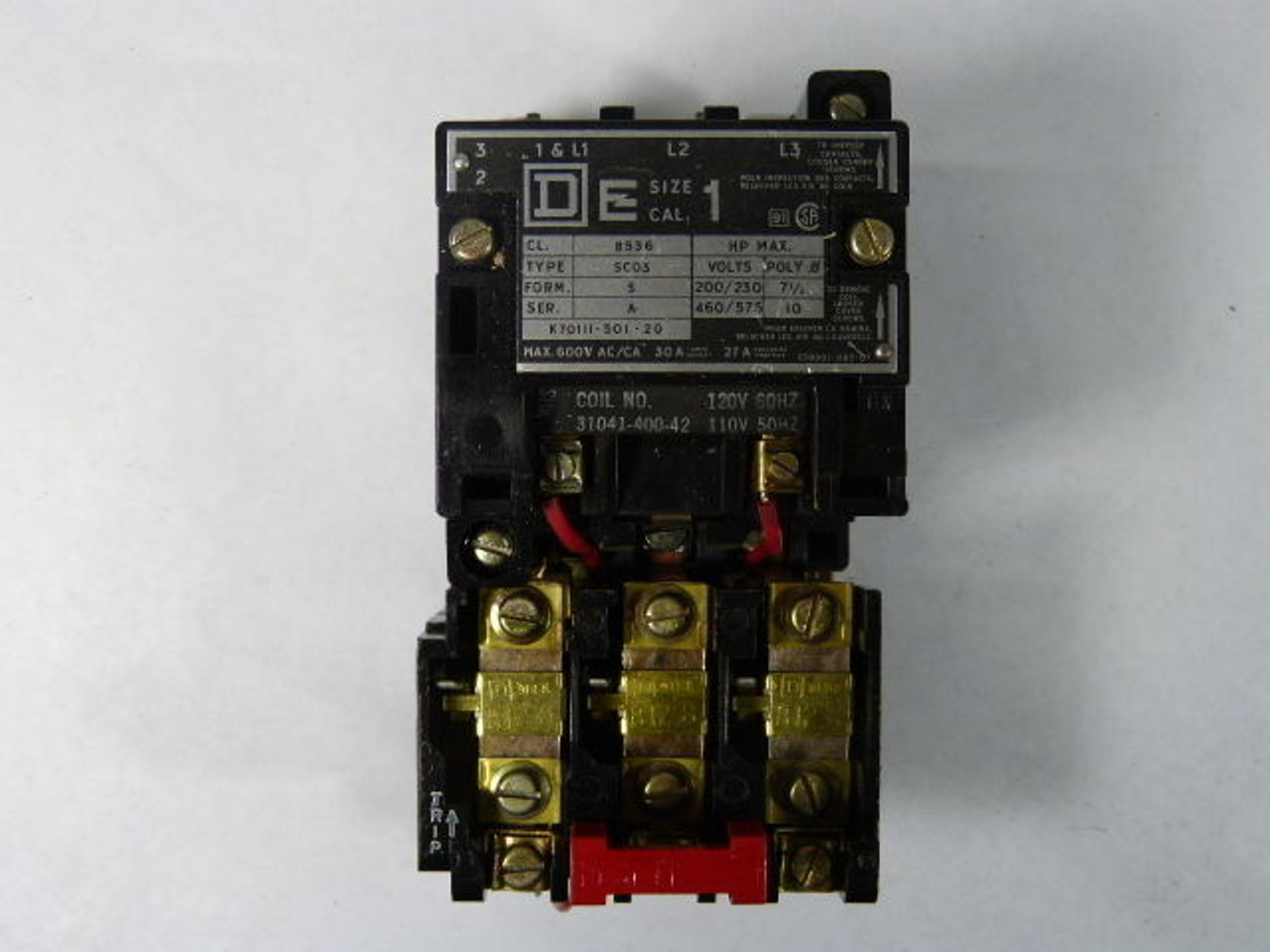 Square D 8536-SCO3-V02 Starter 27A 3Pole 110/120VAC 50/60Hz Sz1 USED