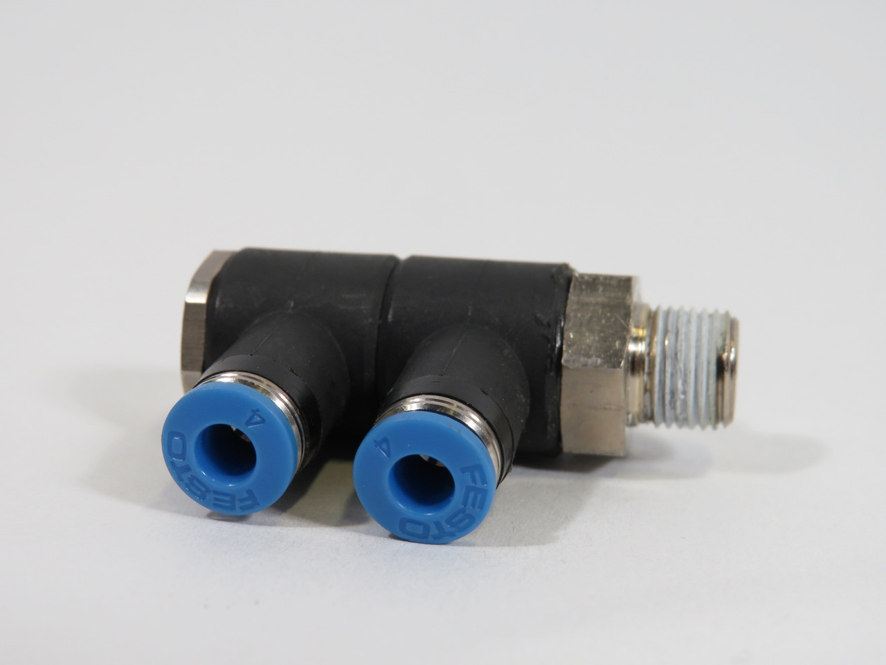 Festo 153211 QSLV2-1/8-4 Multiple Distributor R1/8" Thread 4mm Tube OD USED