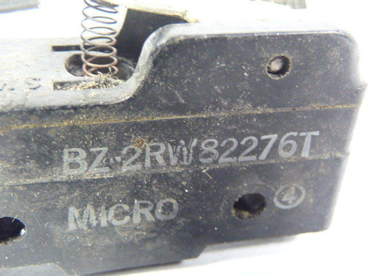 Honeywell BZ-2RW82276T Snap Action Limit Switch 6OZF 250VDC USED