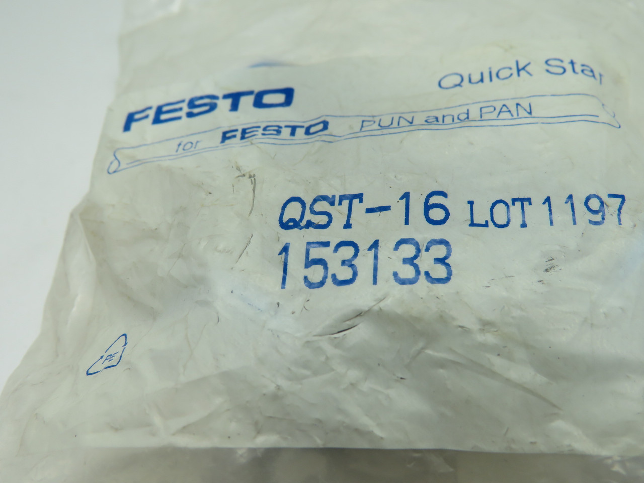 Festo 153133 QST-16 Push-In T-Fitting 16mm Tube OD ! NWB !