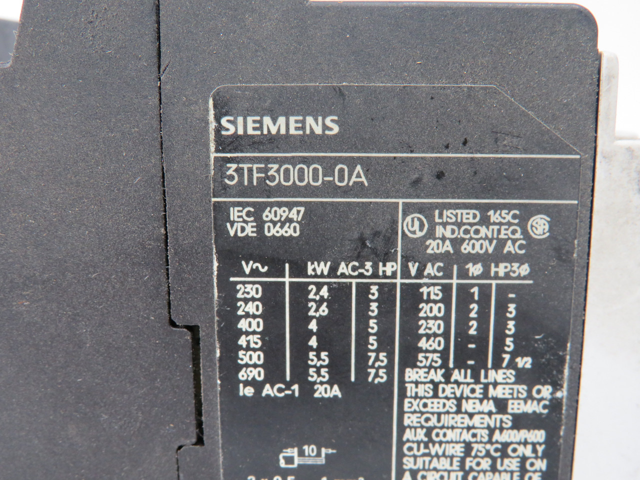 Siemens 3TF3000-0AK6 Contactor 120V@60Hz 110V@50Hz USED
