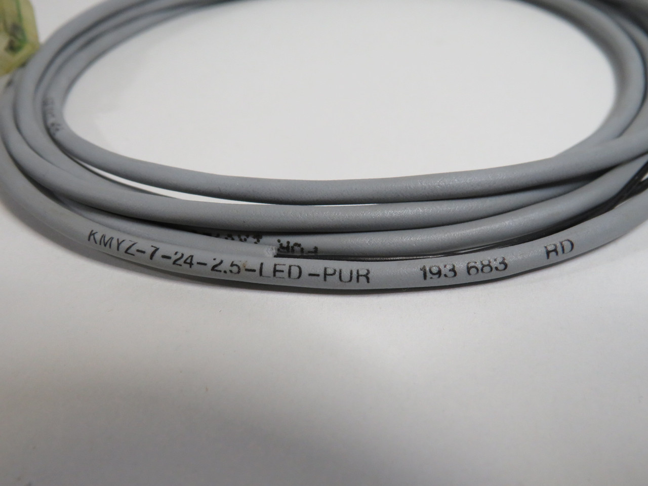 Festo 193683 KMYZ-7-24-2.5-LED-PUR Connecting Cable ! NOP !