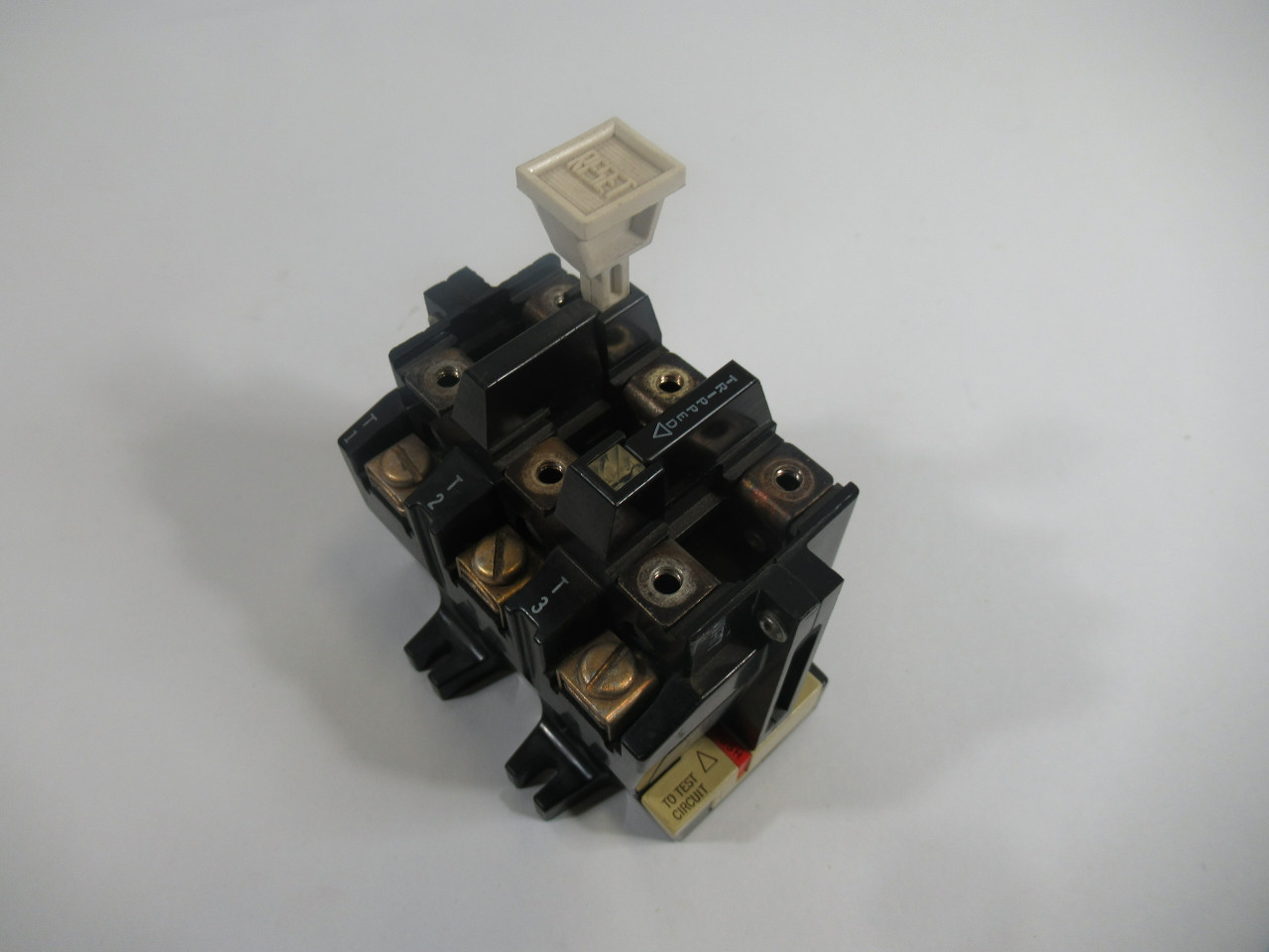 Allen-Bradley 592-BOW16 Overload Relay Series A USED